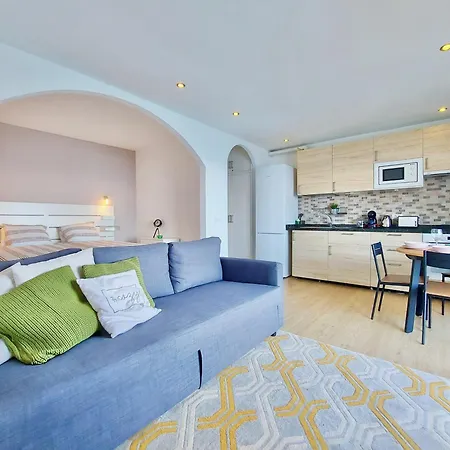 Coastal Views Terrace *