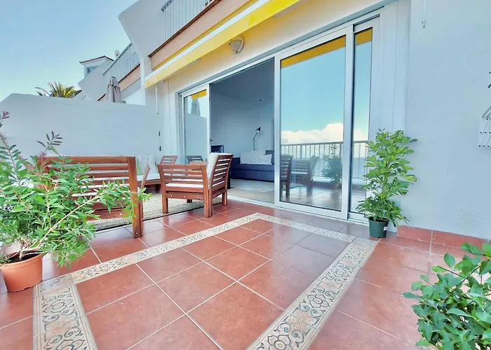 Coastal Views Terrace Apartamento *